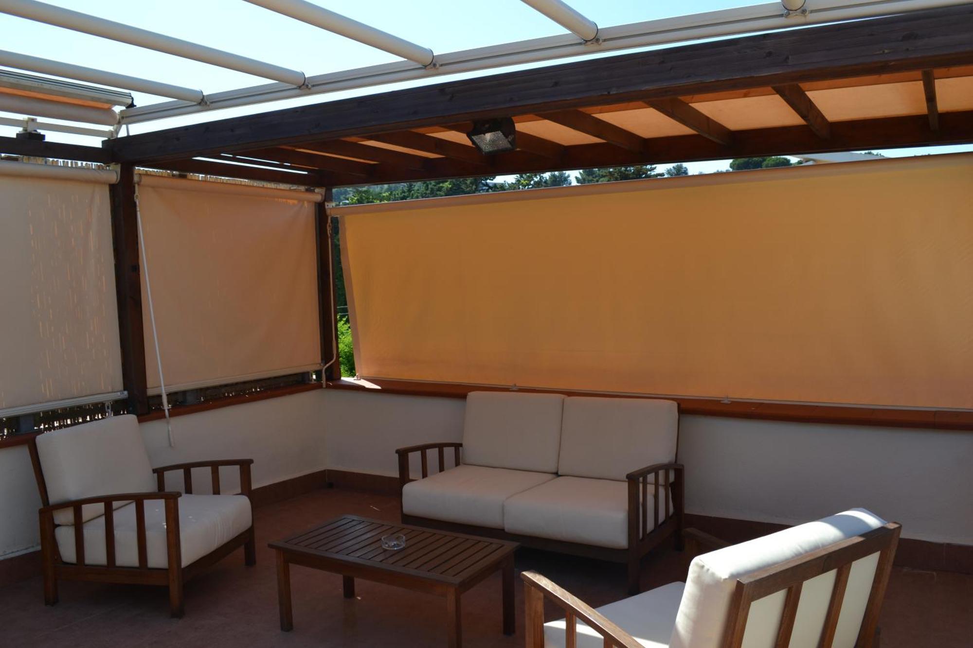 カポリーヴェリTerrazza Su Naregnoアパートメント エクステリア 写真